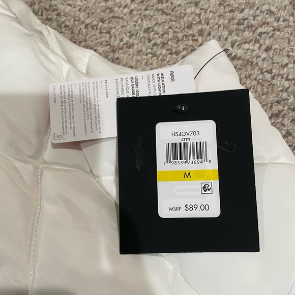 NWT puffer vest - Picture 5 of 6